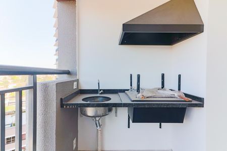 Apartamento à venda com 73m², 2 quartos e 1 vaga Apartamento à venda com 73m², 2 quartos e 1 vagaVaranda