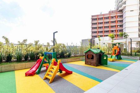 Apartamento à venda com 73m², 2 quartos e 1 vaga Apartamento à venda com 73m², 2 quartos e 1 vagaÁrea comum - Playground