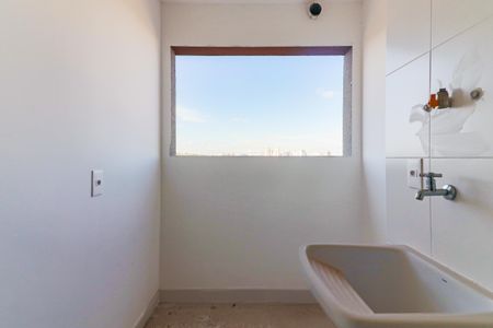 Apartamento à venda com 73m², 2 quartos e 1 vaga Apartamento à venda com 73m², 2 quartos e 1 vagaCozinha e Área de Serviço