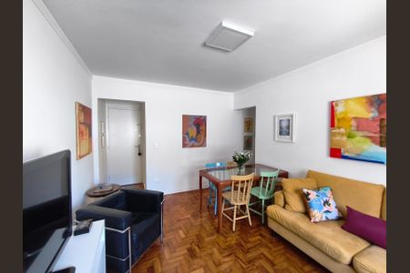 Apartamento à venda com 84m², 3 quartos e sem vaga Apartamento à venda com 84m², 3 quartos e sem vagaSala