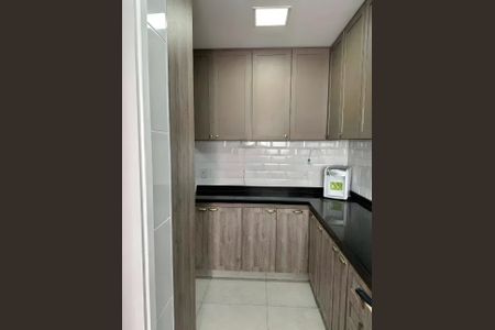 Apartamento para alugar com 3 quartos, 210m² em Vila Irmaos Arnoni, São Paulo