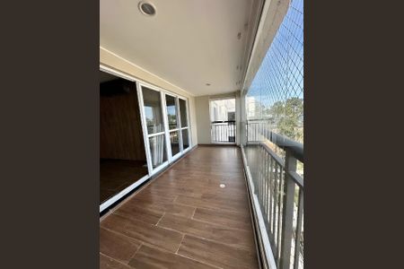 Apartamento para alugar com 3 quartos, 210m² em Vila Irmaos Arnoni, São Paulo