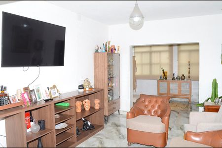 Sala de casa para alugar com 3 quartos, 210m² em Ribeiro de Abreu, Belo Horizonte