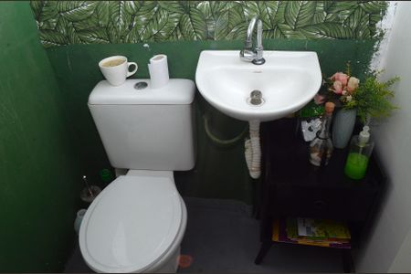 Casa para alugar com 210m², 3 quartos e sem vagaBanheiro Social 2