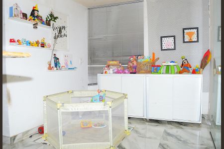 Casa para alugar com 210m², 3 quartos e sem vagaÁrea comum