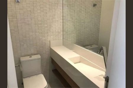 Casa para alugar com 259m², 3 quartos e 4 vagas