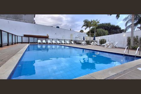 Apartamento para alugar com 90m², 3 quartos e 1 vaga Apartamento para alugar com 90m², 3 quartos e 1 vagaÁrea comum - Piscina
