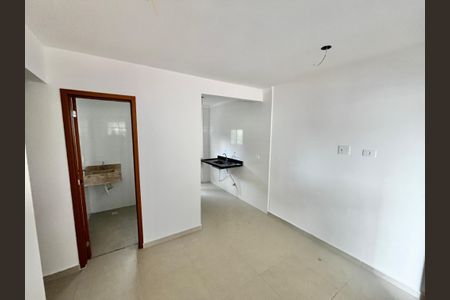 Sala/Cozinha de apartamento para alugar com 2 quartos, 38m² em Água Fria, São Paulo