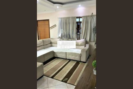 Casa à venda com 4 quartos, 270m² em Jardim Primeiro de Maio (Chacara Fazendinha), Osasco