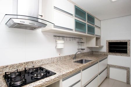 Apartamento à venda com 102m², 3 quartos e 2 vagasCozinha + Área de Serviço