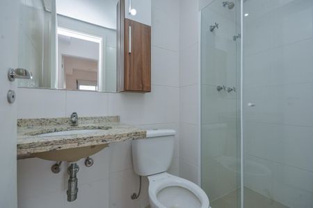 Apartamento para alugar com 58m², 2 quartos e 1 vaga Apartamento para alugar com 58m², 2 quartos e 1 vagaBanheiro