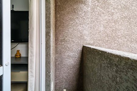 Apartamento para alugar com 25m², 1 quarto e sem vaga Apartamento para alugar com 25m², 1 quarto e sem vagaVaranda