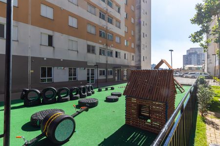 Apartamento à venda com 48m², 2 quartos e 1 vaga Apartamento à venda com 48m², 2 quartos e 1 vagaÁrea comum - Playground