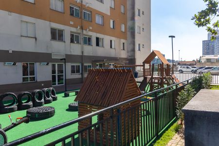 Apartamento à venda com 48m², 2 quartos e 1 vaga Apartamento à venda com 48m², 2 quartos e 1 vagaÁrea comum - Playground