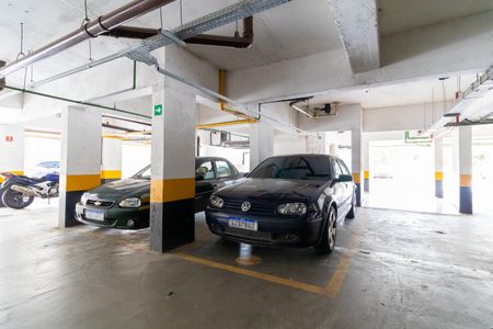 Apartamento à venda com 48m², 2 quartos e 1 vaga Apartamento à venda com 48m², 2 quartos e 1 vagaGaragem