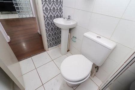 Apartamento à venda com 48m², 2 quartos e 1 vaga Apartamento à venda com 48m², 2 quartos e 1 vagaBanheiro