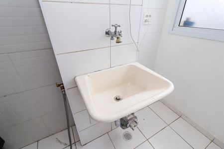 Apartamento à venda com 48m², 2 quartos e 1 vaga Apartamento à venda com 48m², 2 quartos e 1 vagaCozinha e Área de Serviço
