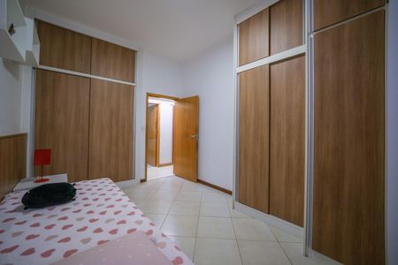 Apartamento à venda com 128m², 3 quartos e 1 vagaQuarto 2