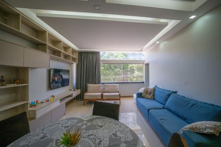 Apartamento à venda com 128m², 3 quartos e 1 vagaSala