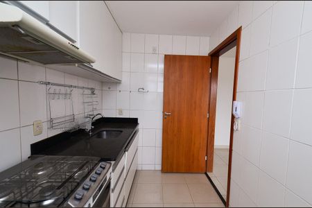 Apartamento à venda com 76m², 3 quartos e 2 vagasCozinha