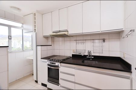 Apartamento à venda com 76m², 3 quartos e 2 vagasCozinha
