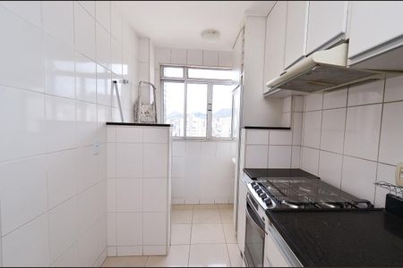 Apartamento à venda com 76m², 3 quartos e 2 vagasCozinha