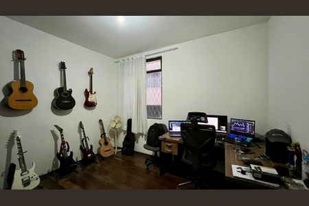 quarto  de apartamento à venda com 3 quartos, 90m² em Santo Antônio, Belo Horizonte