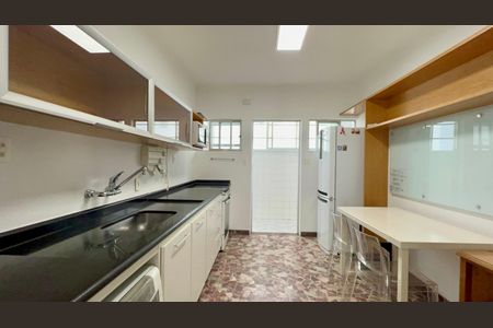 Apartamento à venda com 115m², 3 quartos e 1 vagaCozinha