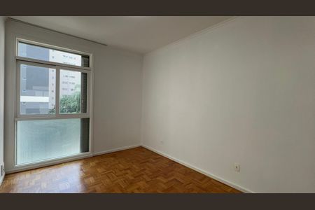 Apartamento à venda com 115m², 3 quartos e 1 vagaQuarto 2