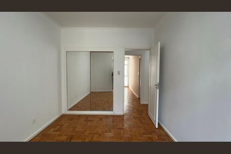 Apartamento à venda com 115m², 3 quartos e 1 vagaQuarto 2