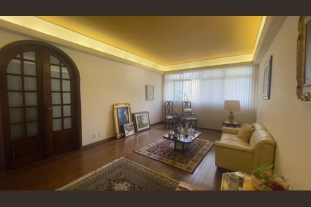 Apartamento à venda com 160m², 4 quartos e 2 vagas Apartamento à venda com 160m², 4 quartos e 2 vagasSala