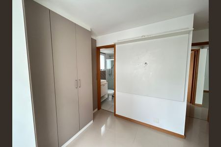 Apartamento à venda com 62m², 2 quartos e 2 vagasSuíte