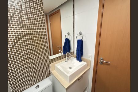 Apartamento à venda com 62m², 2 quartos e 2 vagasBanheiro Social
