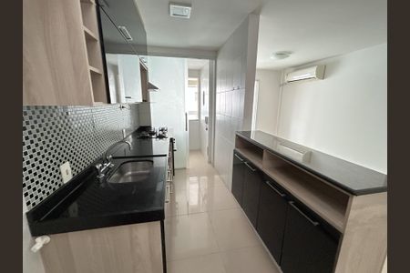Apartamento à venda com 62m², 2 quartos e 2 vagasCozinha