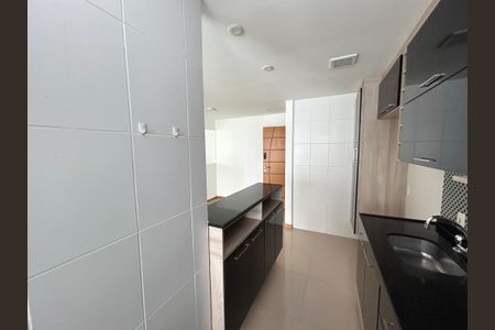 Apartamento à venda com 62m², 2 quartos e 2 vagasCozinha