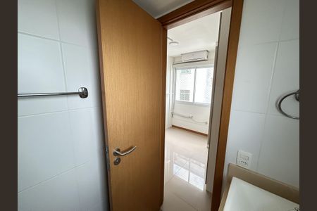 Apartamento à venda com 62m², 2 quartos e 2 vagasBanheiro da Suíte