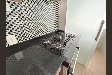 Apartamento à venda com 62m², 2 quartos e 2 vagasCozinha