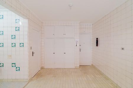 Apartamento à venda com 102m², 2 quartos e 2 vagasCozinha