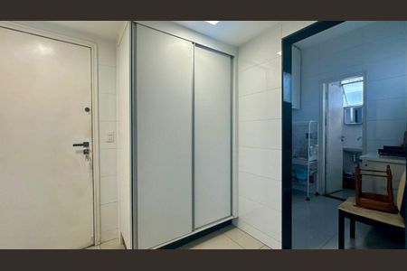Apartamento à venda com 150m², 4 quartos e 2 vagasÁrea de serviço 