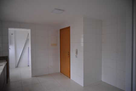 Apartamento à venda com 115m², 3 quartos e 2 vagasCozinha