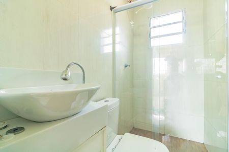 Banheiro de casa para alugar com 1 quarto, 35m² em Jardim Oriental, São Paulo