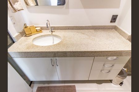 Apartamento à venda com 57m², 1 quarto e 1 vagaBanheiro da Suíte