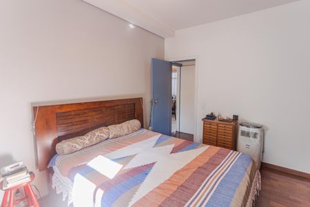 Apartamento à venda com 160m², 4 quartos e 2 vagasSuíte