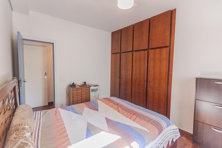 Apartamento à venda com 160m², 4 quartos e 2 vagasSuíte