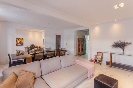 Sala de apartamento à venda com 4 quartos, 160m² em Funcionários, Belo Horizonte