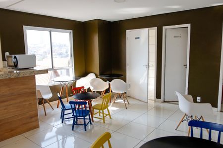Studio à venda com 37m², 1 quarto e 1 vaga Studio à venda com 37m², 1 quarto e 1 vagaÁrea comum - Salão de festas