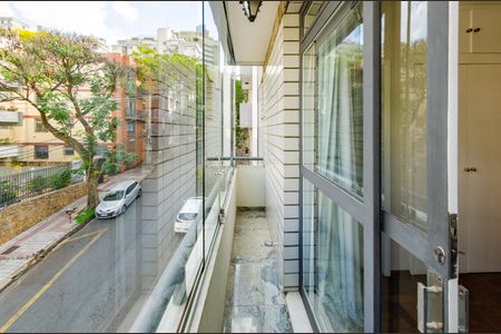 Apartamento à venda com 123m², 3 quartos e 1 vaga Apartamento à venda com 123m², 3 quartos e 1 vagaVaranda suíte