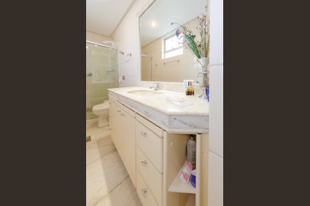 Apartamento à venda com 123m², 3 quartos e 1 vaga Apartamento à venda com 123m², 3 quartos e 1 vagaBanheiro suíte