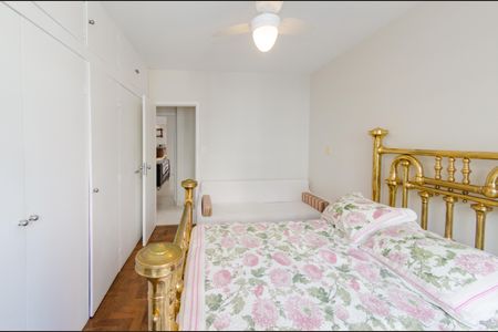 Apartamento à venda com 123m², 3 quartos e 1 vaga Apartamento à venda com 123m², 3 quartos e 1 vagaSuíte