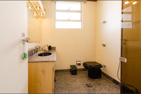 Apartamento à venda com 119m², 3 quartos e 1 vaga Apartamento à venda com 119m², 3 quartos e 1 vagaBanheiro social